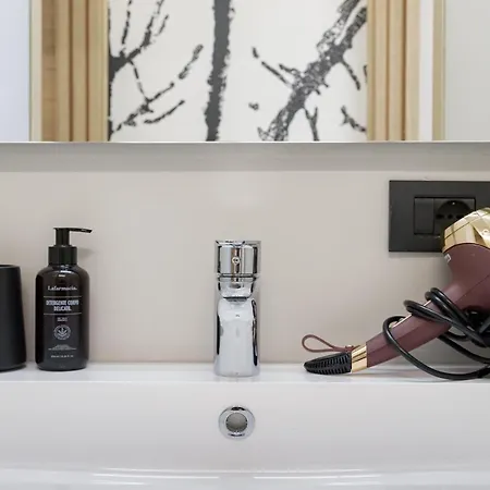 Hellochalet - Pandora Mountain View With Jacuzzi, Garage And Storage * Breuil-Cervinia